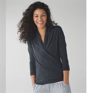 Lululemon Radiant Long Sleeve shirt size 4